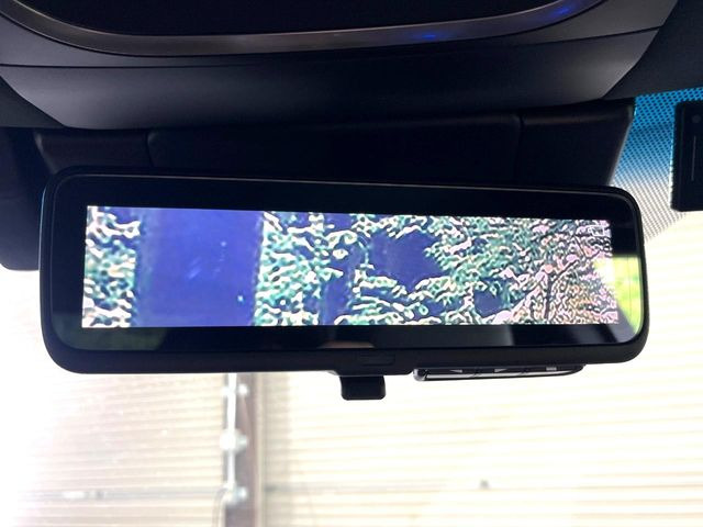 �y�f�W�^���C���i�[�~���[�z��Ȃ̑傫�ȉו��⓯��҂Ō�����m�F���Â炢���ł����S!�J�������B�e�����ԗ�����̉f�������[���~���[���ɕ\���B�N���A�Ȏ��E�ŏ󋵂̊m�F���\�ł�!