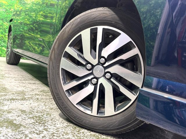 【純正14インチアルミホイール】外観にマッチした純正アルミホイールを装着しております。各種社外アルミホイールや、スタッドレスタイヤも取扱いしております。是非ご相談ください♪