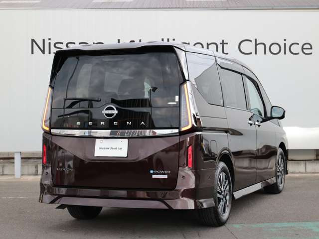 セレナ1.4 e-POWER ルキシオン