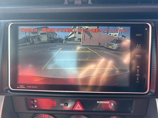 �o�b�N���j�^