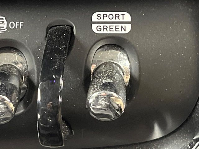 �����s���[�h�Z���N�^:���ꂼ��g�p�p�r�ɍ��킹�����s���[�h���I���\�ł�!�����̃h���C�u�����y�����Ȃ鑕���ł�!