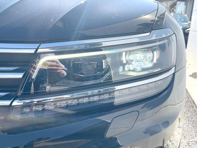 ��LED�w�b�h���C�g:��ԑ��s�����ǍD�Ȏ��E���m�ۂ����S���ĉ^�]�ł��鍂�P�xLED�w�b�h���C�g�𑕔�!�_�����x�������A����d�͂��}�����Ă��܂��B