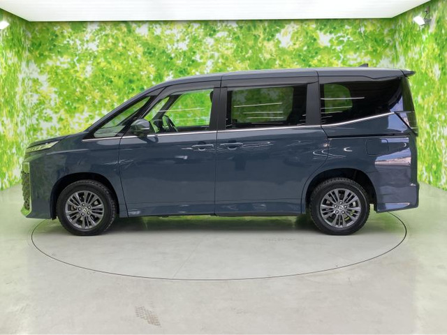 ヴォクシー2.0 S-Z 4WD