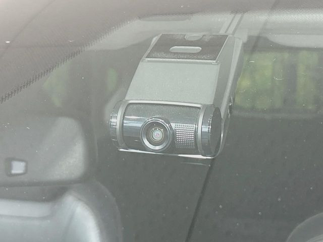 �y�h���C�u���R�[�_�[�z�h���C�u���R�[�_�[����!���s���͂������A������^�]�⎖�̂ɑ��������ہA�f���ŋL�^���A����̃��X�N�ɔ����܂��B���L�^�pSD�J�[�h�͂��q�l�����g�ł��������������K�v������܂��B