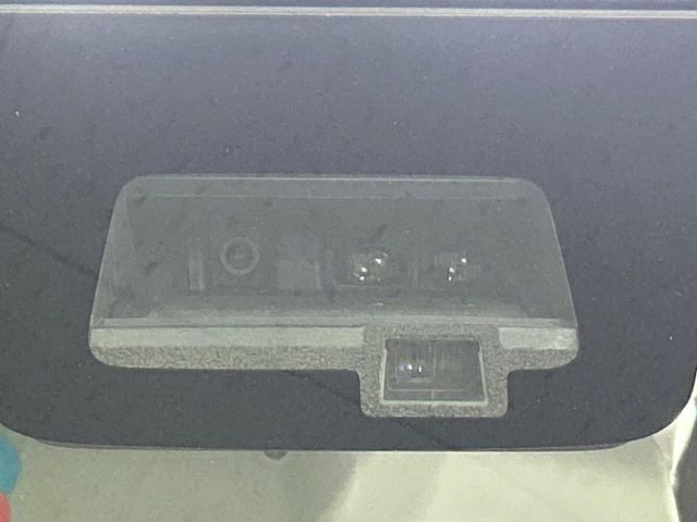 �y�X�Y�L �Z�[�t�e�B�T�|�[�g�z���s���ɑO���̎ԗ�����F�����A�Փ˂������Ȏ��͌x��ƃu���[�L�ŏՓˉ���Ɣ�Q�y�����A�V�X�g�B�����S�Ƀh���C�u�����y���݂��������܂��B