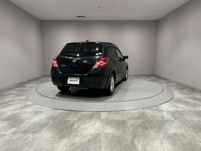 ティーダ1.5 15M FOUR SV+プラズマ 4WD