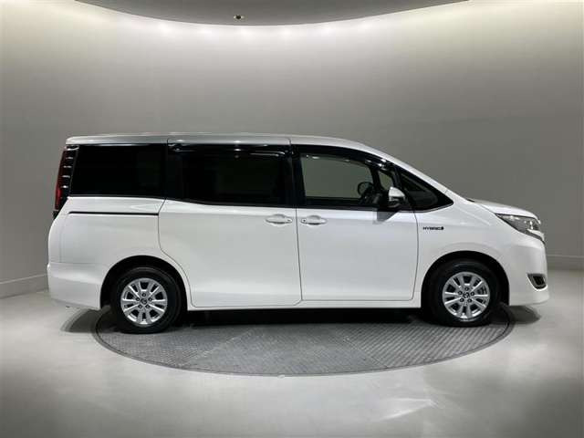 ノア1.8 ハイブリッド G