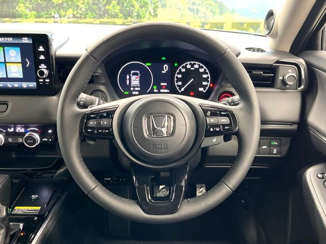 �y�����v�����X�e�A�����O�z�㎿�Ȋv���g�p���邱�ƂŁA��ɂ����������݂ƂĂ��^�]���₷���n���h���ł���