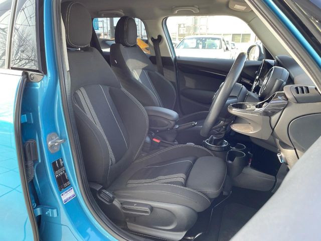 ���V�[�g�̎g�p��:�j��E�ւ�������Ȃ��A�����̒ʂ肫�ꂢ�ȏ�Ԃ��ێ����Ă���܂��B�܂��A�����N���[�j���O�E�R�[�e�B���O�����p�����������܂��B