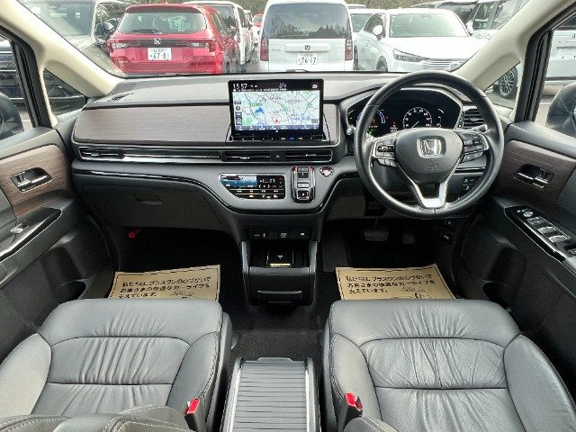 オデッセイ2.0 e:HEV アブソルート EX