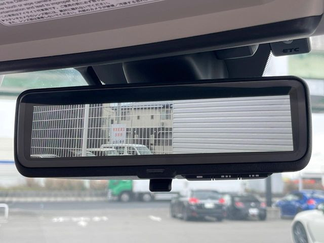 �y�X�}�[�g�����r���[�~���[�z��Ȃ̑傫�ȉו��⓯��҂Ō�����m�F���Â炢���ł����S!�J�������B�e�����ԗ�����̉f�������[���~���[���ɕ\���B�N���A�Ȏ��E�ŏ󋵂̊m�F���\�ł�!