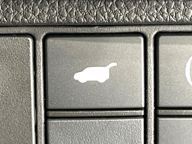 �y�p���[�o�b�N�h�A�z�X�}�[�g�L�[��^�]�Ȃ̃{�^�������������Ń��A�Q�[�g�������ŊJ���܂�!�ו��������Ă��鎞��A�����ʒu�ɂ���o�b�N�h�A��߂�ۂɕ֗��ȋ@�\�ł���