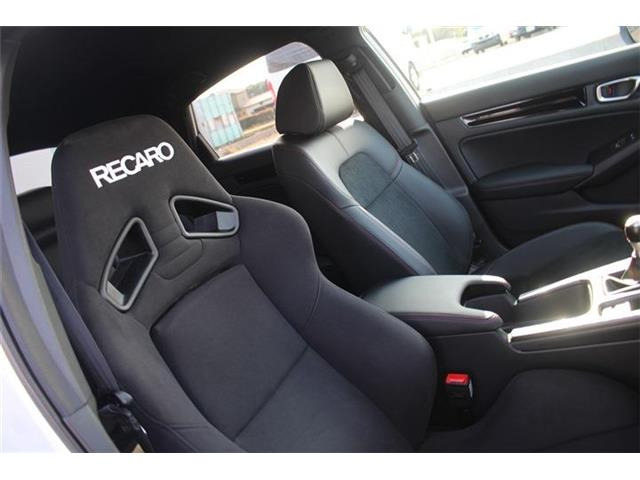 ��D�]�̃{�f�B�R�[�e�B���O�u�n�C���[�X�R�[�g�v�����[�Ԃ܂łɎ{�H�\�B�J���݂�����Ȃǒ��ÎԂ�����ƒ��߂Ă��܂���?�s�J�s�J�̏�Ԃł����o�����������܂��B