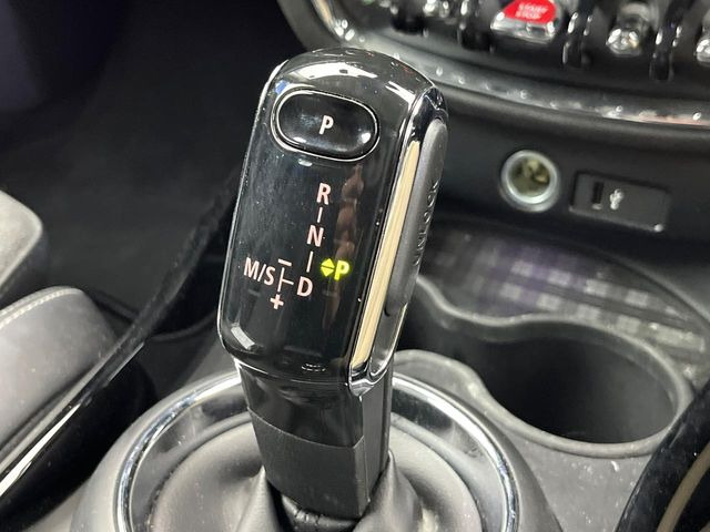 ��MT���[�h�t��AT:�ʏ�͎����ł����Ȃ���ϑ�(�M�A�`�F���W)���h���C�o�[�̑���ɂ���ĈӐ}�I�ɕς�����V�X�e���ł��B����w���i�̃h���C�u�����y���݂��������܂�!