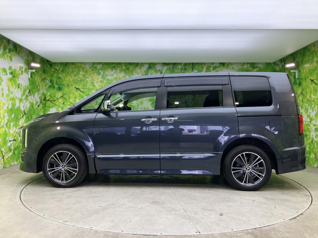 デリカD:5アーバンギア 2.2 G パワーパッケージ 4WD