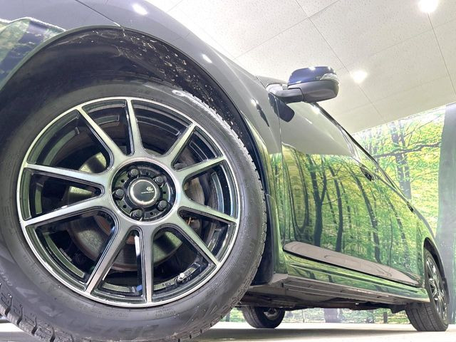 �y17�C���`�A���~�z�C�[���z�O�ςɃ}�b�`�����A���~�z�C�[���𑕒����Ă���܂��B�e��A���~�z�C�[����A�X�^�b�h���X�^�C�����戵�����Ă���܂��B���񂲑��k����������