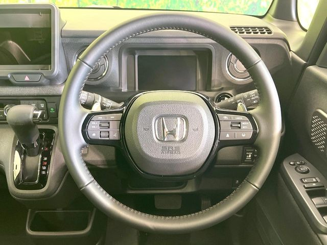 �y�����v�����X�e�A�����O�z�㎿�Ȋv���g�p���邱�ƂŁA��ɂ����������݂ƂĂ��^�]���₷���n���h���ł���