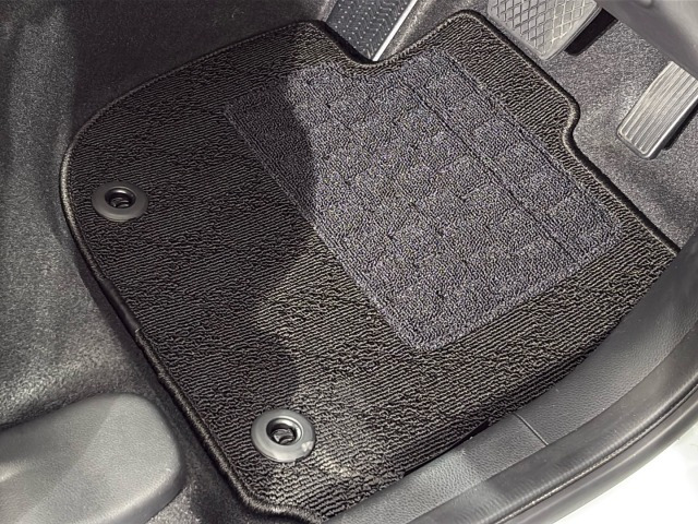 ヴェゼル1.5 e:HEV X 4WD