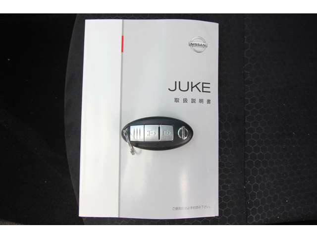 ジューク1.5 15RX アーバンセレクション スタイリッシュブラックパッケージ