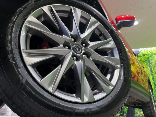 �y����19�C���`�A���~�z�C�[���z�O�ςɃ}�b�`���������A���~�z�C�[���𑕒����Ă���܂��B�e��ЊO�A���~�z�C�[����A�X�^�b�h���X�^�C�����戵�����Ă���܂��B���񂲑��k����������