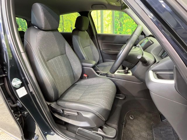 �y�n�[�t���U�[�V�[�g�z�������ƍ���S�n�𗼗������l�C�̃V�[�g���w�ʁE���ʂ̃t�@�u���b�N�f�ނ́A�ʋC���̗ǂ��⊊��ɂ����ɗD��Ă��܂��B�C���╞���ɍ��E���ꂸ���K�ɂ���肢�������܂��B