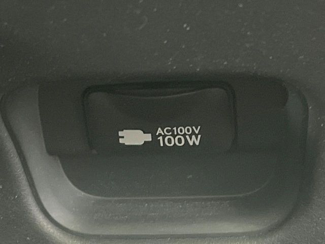 �y�A�N�Z�T���[�R���Z���g�z�L�����v��X�|�[�c�A�A�E�g�h�A�ł̃A�N�e�B�r�e�B�͂������A�ЊQ�E��d�̍ۂɏ����ɂ��Ȃ�AC100V�R���Z���g�𑕔���P�[�^�C��^�u���b�g�A�Q�[���@��̏[�d�ɂ���