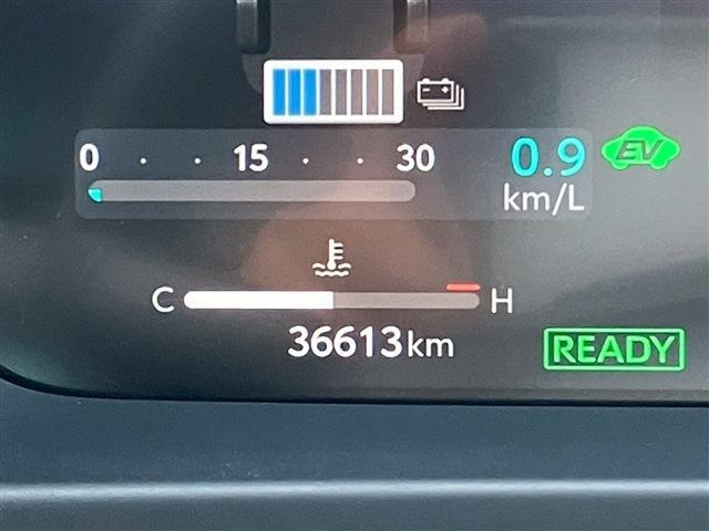 クラウンクロスオーバー2.5 G アドバンスト E-Four 4WD