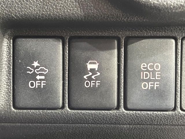 �y�X�}�[�g�A�V�X�g�z���s���ɑO���̎ԗ�����F�����A�Փ˂������Ȏ��͌x��ƃu���[�L�ŏՓˉ���Ɣ�Q�y�����A�V�X�g�B�����S�Ƀh���C�u�����y���݂��������܂��B