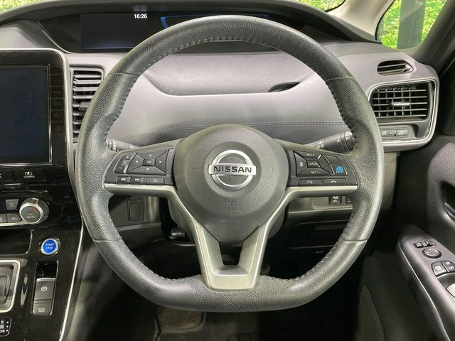 �y�����v�����X�e�A�����O�z�㎿�Ȋv���g�p���邱�ƂŁA��ɂ����������݂ƂĂ��^�]���₷���n���h���ł���