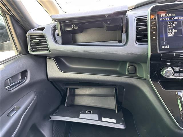 セレナ1.2 e-POWER ハイウェイスターV