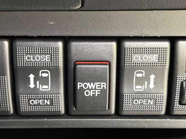 �y�����p���[�X���C�h�h�A�z�X�}�[�g�L�[��^�]�Ȃ̃X�C�b�`�Ō�ȗ����X���C�h�h�A�̊J���\���d��������͂����ăh�A���J����K�v�������A�����Ȃ��q�l�ł��ȒP�ɊJ���߂ł����K�ł���