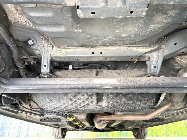 下回りがきれいなうちに、防錆加工の施工がオススメ。降雪地域はもちろん、沿岸部にお住いの方や、趣味でマリン・ウィンタースポーツをされる方にご好評いただいております。