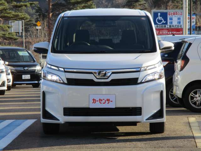 ヴォクシー2.0 X 4WD