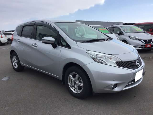 ノート1.2 X FOUR Vセレクション プラスセーフティ 4WD