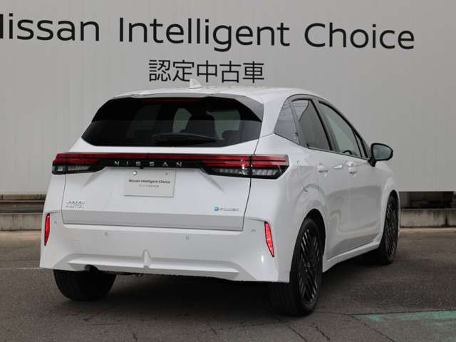 ノートオーラ1.2 G レザーエディション