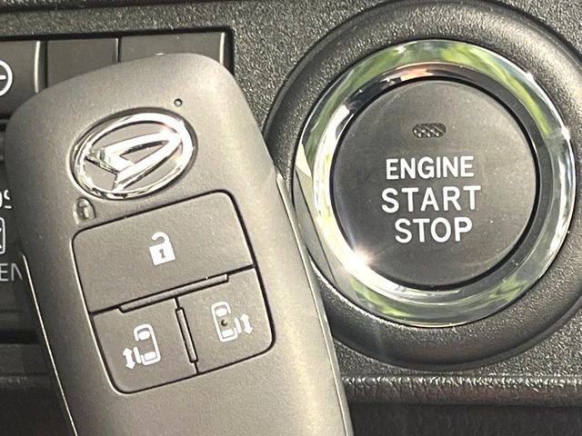 �y�L�[�t���[�V�X�e���z�J�o����|�P�b�g�ɓ��ꂽ�܂܂ł��h�A�̎{���E�������\�ȃX�}�[�g�L�[�𑕔��B�G���W���̃I���E�I�t�����J�M�����o���K�v����������Ƃ��Ă��֗��ł���