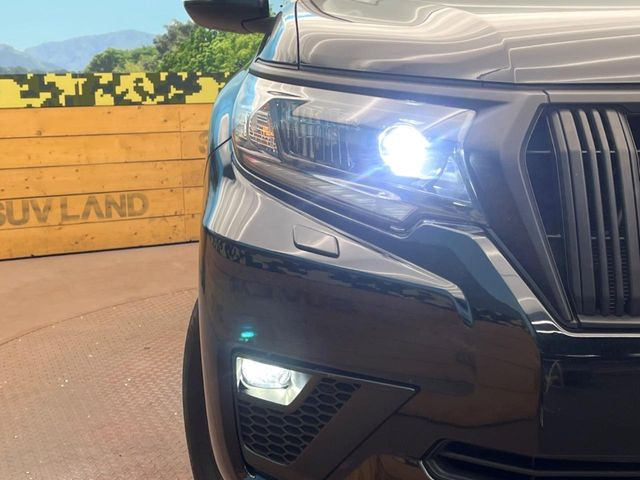 �yLED�w�b�h���C�g�z���V����ԑ��s�����ǍD�Ȏ��E���m�ۂ����S���ĉ^�]�ł��鍂�P�xLED�w�b�h���C�g�𑕔�!�_�����x�������A����d�͂��}�����Ă��܂��B