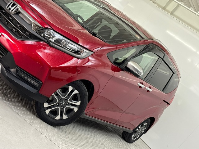 フリード1.5 ハイブリッド クロスター