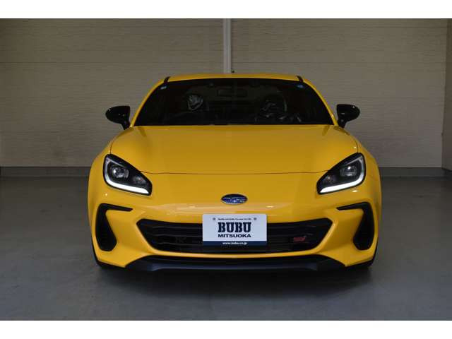 BRZ2.4 STIスポーツ イエロー エディション