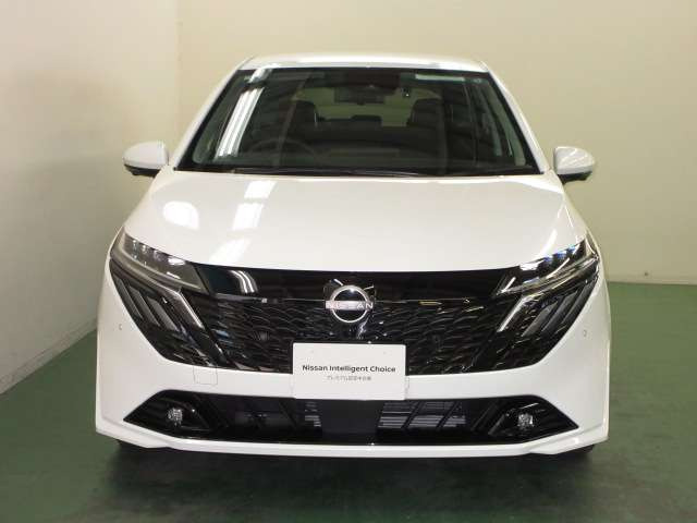 ノートオーラ1.2 G レザーエディション