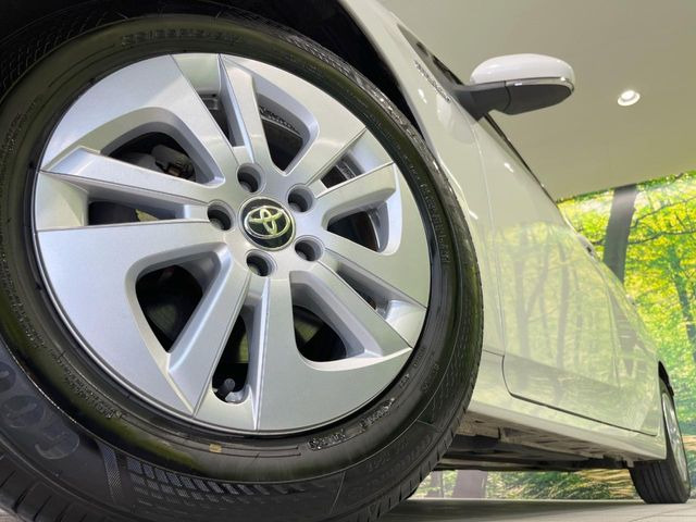 �y����15�C���`�A���~�z�C�[���z�O�ςɃ}�b�`���������A���~�z�C�[���𑕒����Ă���܂��B�e��ЊO�A���~�z�C�[����A�X�^�b�h���X�^�C�����戵�����Ă���܂��B���񂲑��k����������