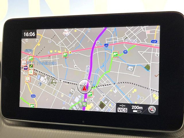 �������i�r:��̊��̂���i�r�́A����������ԓ������o���Ă���܂��B�I�[�f�B�I�@�\���[�����Ă���܂��̂ŁA�^�]�����y���߂܂���