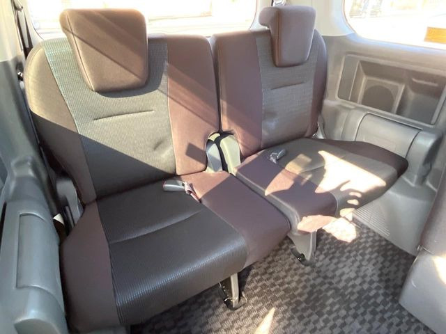 3��ڃV�[�g�͂�������ԗǍD����l�ł��������ƍ����Ē����܂��̂ŁA��l���ł̂��o���������N���N�ł��􂲉Ƒ��ŁA�C�̒m�ꂽ���ԂŁA�h���C�u�ɍs���̂��y���݂ł��ˁ�