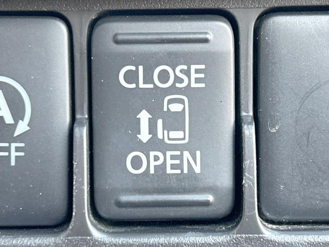 �y�p���[�X���C�h�h�A�z�X�}�[�g�L�[��^�]�Ȃ̃X�C�b�`�ŃX���C�h�h�A�̊J���\���d��������͂����ăh�A���J����K�v�������A���������q�l�ł��A�d���ו��������Ă��鎞�����N�ɊJ���߂ł��܂���