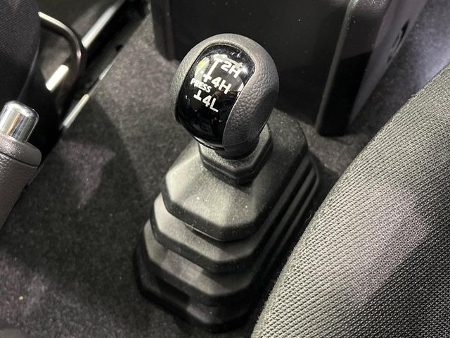 ジムニーシエラ1.5 JC 4WD