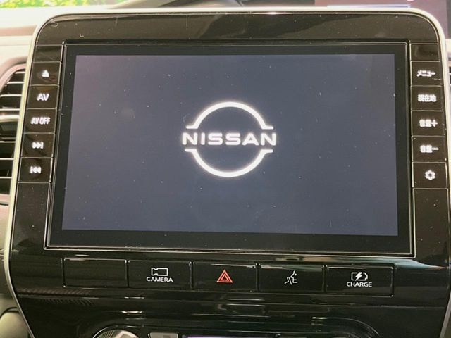 �y�����i�r�z�l�C�̏����i�r�𑕔����Ă���܂��B�i�r�̎g���₷���͂������A�I�[�f�B�I�@�\���[��!�L�����v�◷�s�͂������A�ʋ΂┃�����ȂǕ��i�̃h���C�u���y�����Ȃ�͂���