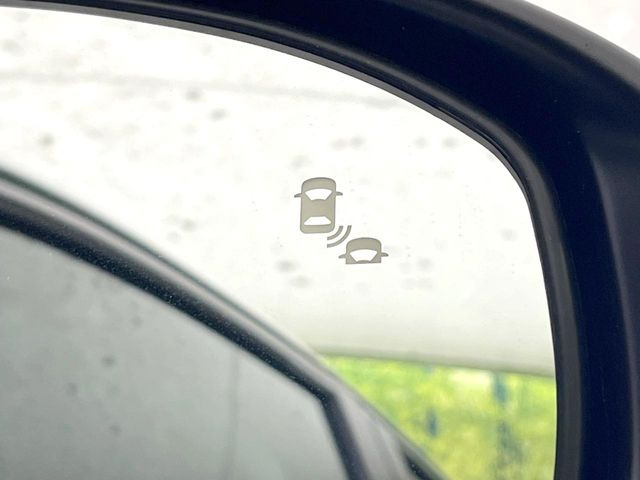 �y�u���C���h�X�|�b�g�C���t�H���[�V�����z���s���A�h�A�~���[�̎��p�ɂȂ�₷���ӏ��Ɍ㑱�Ԃ��ڋ߂���ƃT�C�h�~���[�t�߂Ɍx����\���A�h���C�o�[�ɒ��ӊ��N�����Ă���܂��B