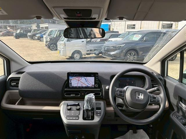 フリード1.5 e:HEV エアー EX