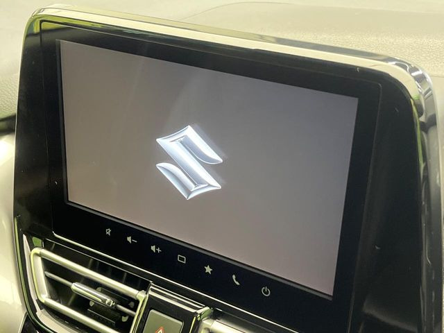 �y���[�J�[�����i�r�z�C���e���A�ɗn�����ރX�^�C���b�V���ȁu��p�݌v�v���[�J�[�i�r�𑕔��􎋔F���⑀�쐫�ȂǊ�{���\�ɂ��D��A���㎿�ȃJ�[���C�t�����y���݂��������܂��B