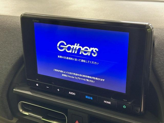 �y�����i�r�z�l�C�̏����i�r�𑕔����Ă���܂��B�i�r�̎g���₷���͂������A�I�[�f�B�I�@�\���[��!�L�����v�◷�s�͂������A�ʋ΂┃�����ȂǕ��i�̃h���C�u���y�����Ȃ�͂���